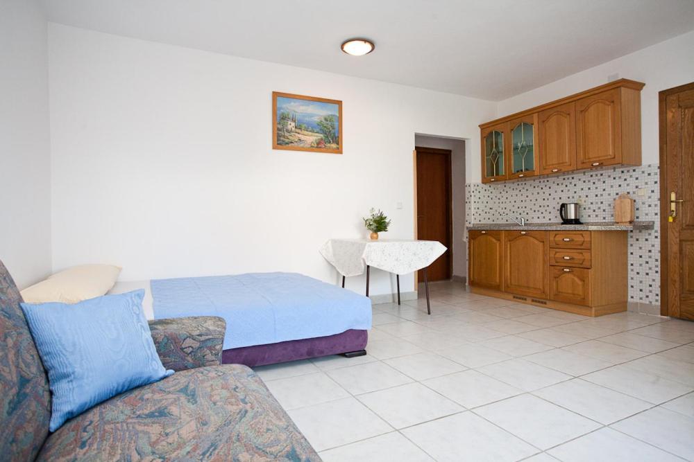 Apartments Mato Krk Town Bagian luar foto